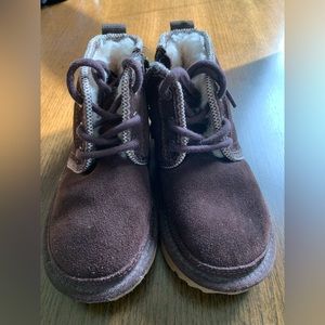 Boys Ugg’s boots size 9